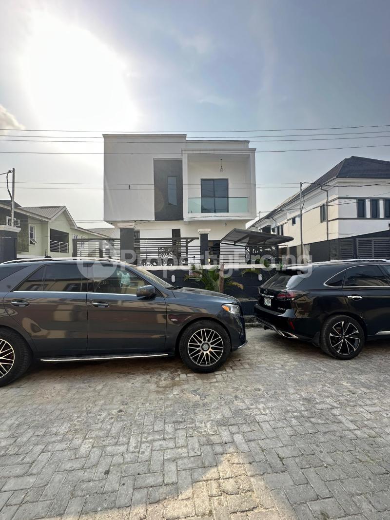 4 bedroom House for sale Thomas estate Ajah Lagos