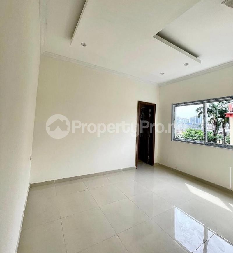 4 bedroom Flat / Apartment for sale Victoria Island Lagos