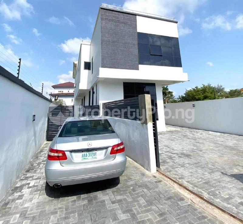 4 bedroom House for sale Banana Island Ikoyi Lagos