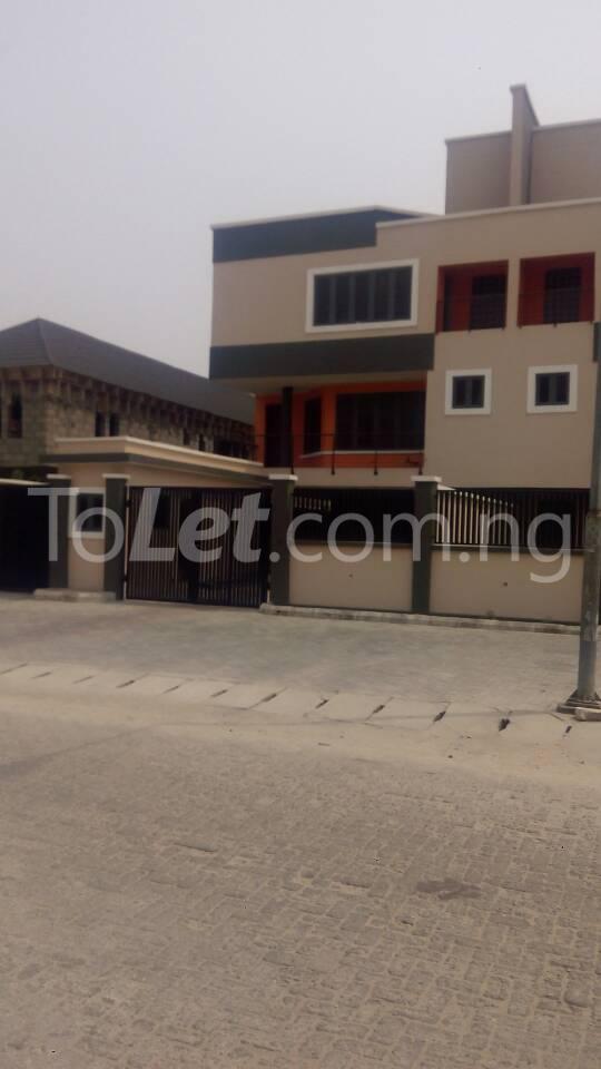 4 bedroom House for rent Off Admiralty Lekki Phase 1 Lekki Lagos
