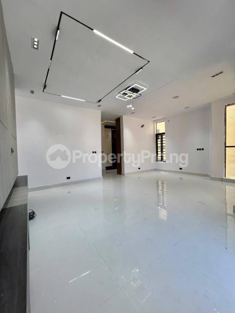 5 bedroom House for sale VGC Lekki Lagos
