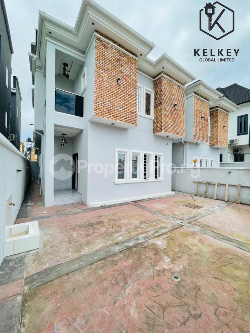 5 bedroom House for sale Osapa london Lekki Lagos