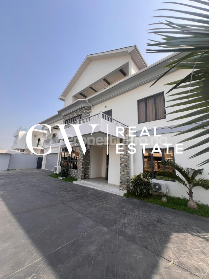 6 bedroom House for sale Lekki Lagos