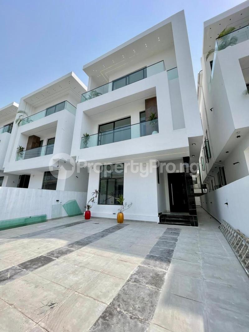 5 bedroom House for sale Lekki Lagos