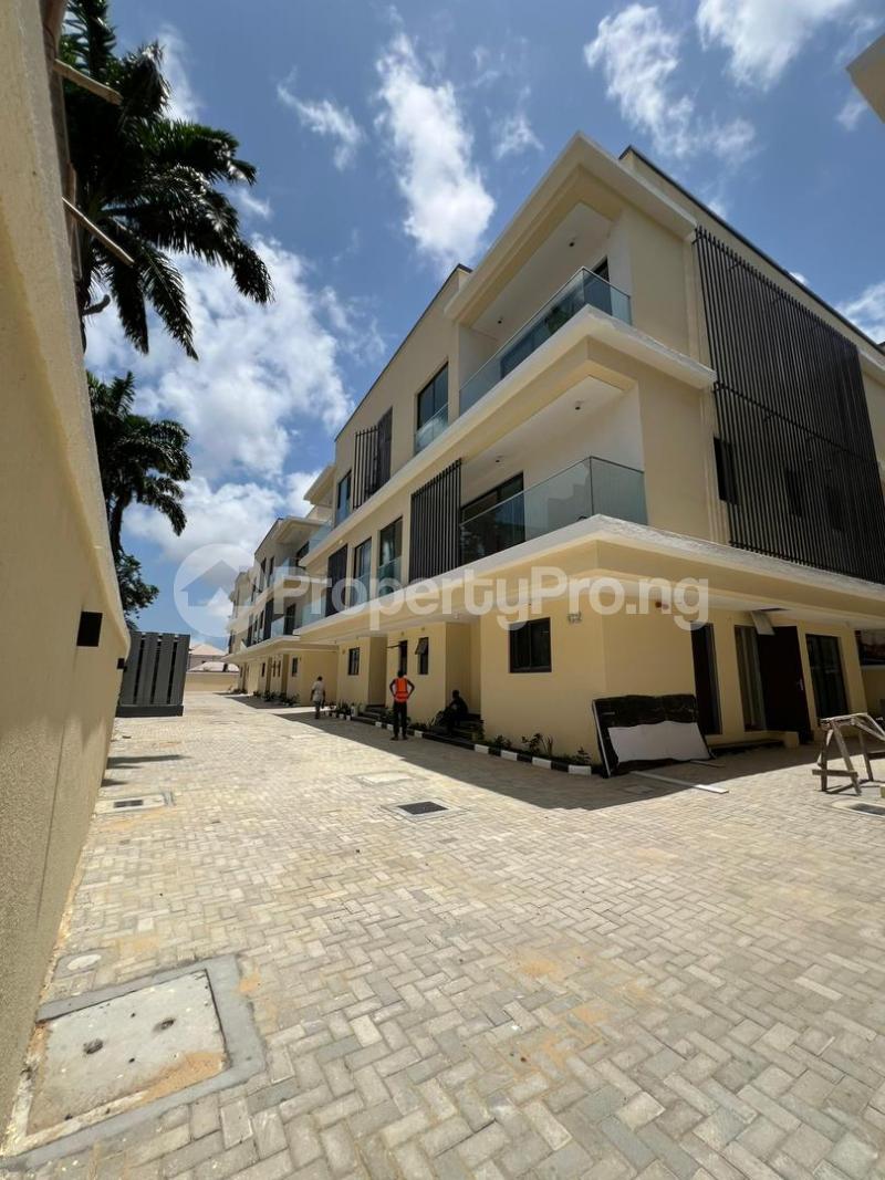 4 bedroom House for sale  Ikoyi Lagos