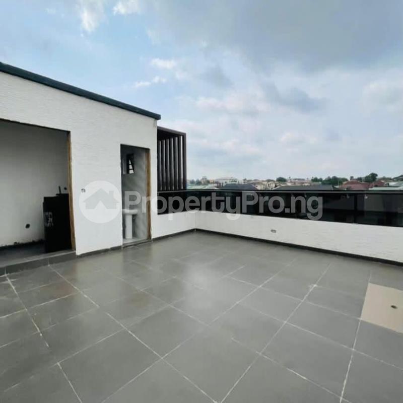 4 bedroom House for sale Gbagada Lagos