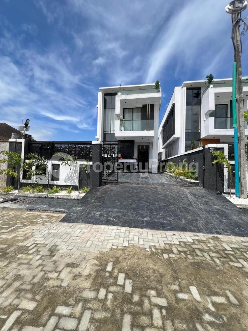5 bedroom House for sale Ologolo Lekki Lagos
