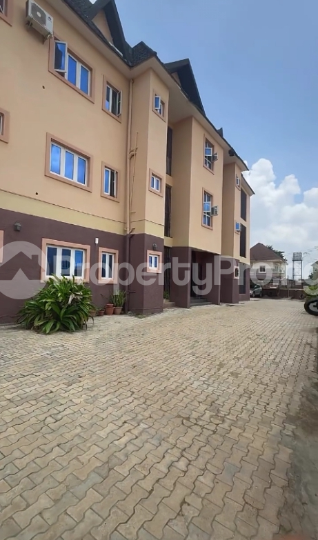 2 bedroom Flat / Apartment for rent Jahi Jahi Abuja