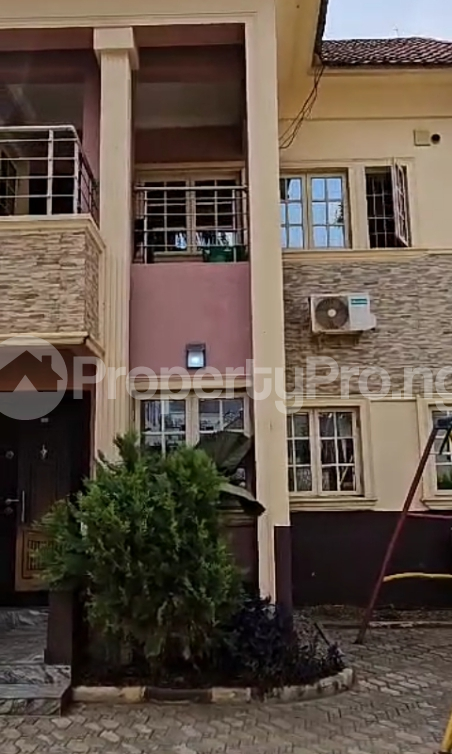 4 bedroom House for sale Gwarinpa Abuja