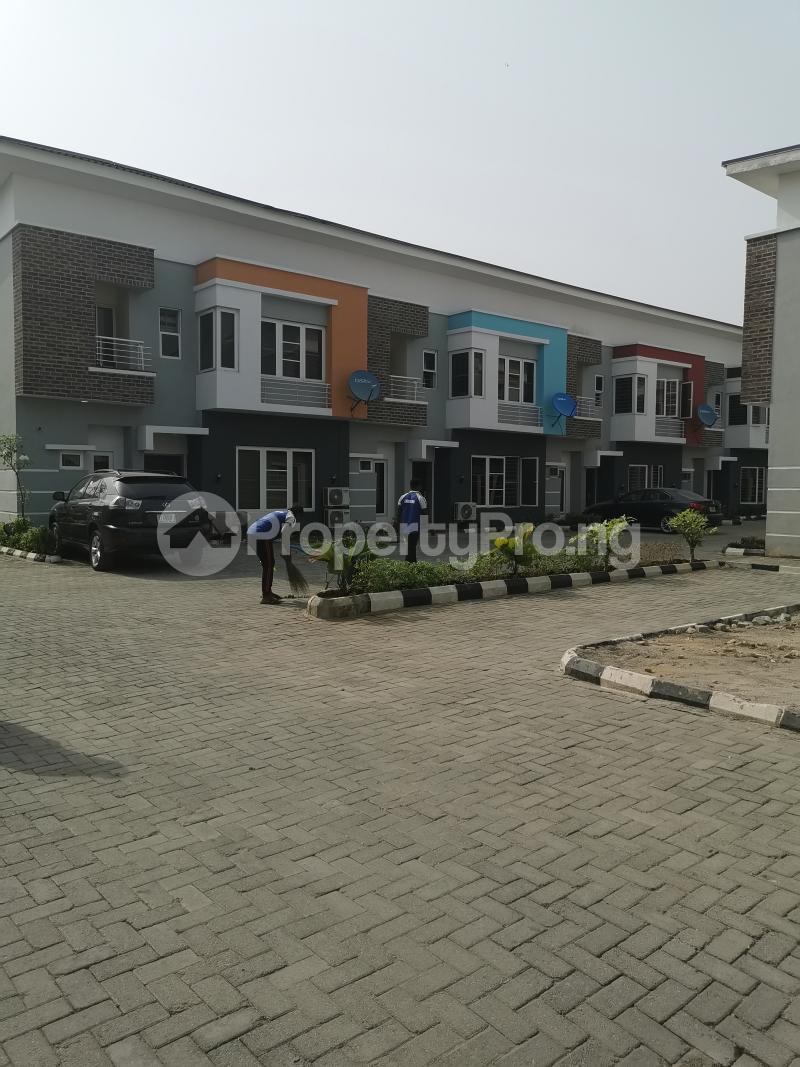 4 bedroom Terraced Duplex House for rent Jerry Nwakobi street, by
