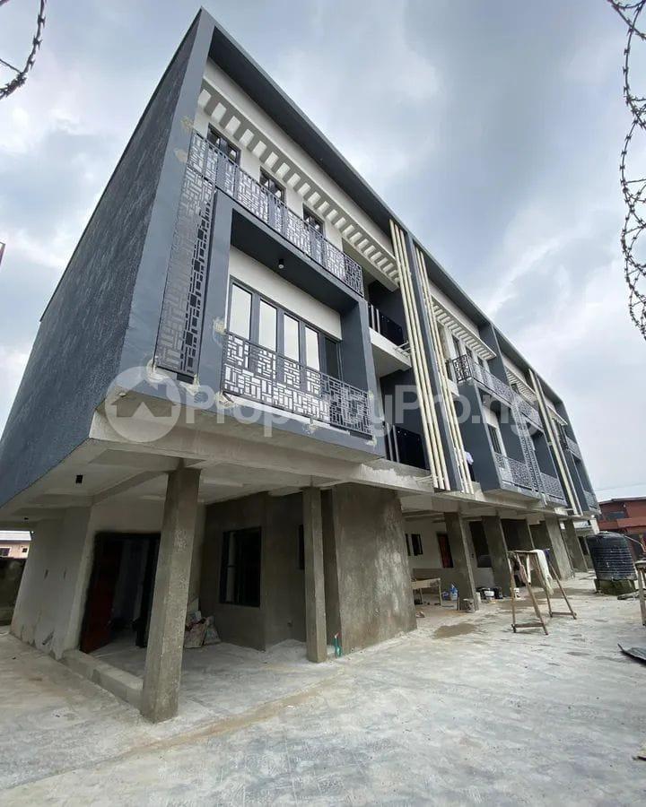 4 bedroom House for sale Ifako Ijaiye Ifako-ogba Ogba Lagos