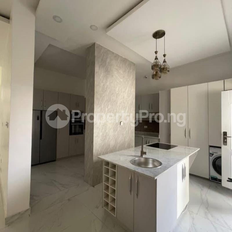 5 bedroom House for sale Osapa london Lekki Lagos
