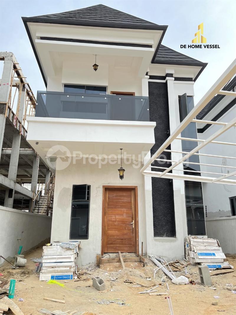 5 bedroom House for sale chevron Lekki Lagos
