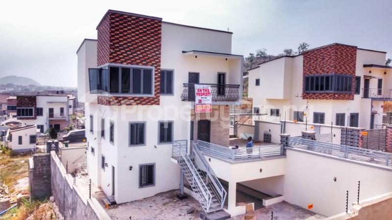 5 bedroom House for sale Rockvale Manors Estate, Apo Dutse, After Cedarcrest Hospitals. Apo Abuja