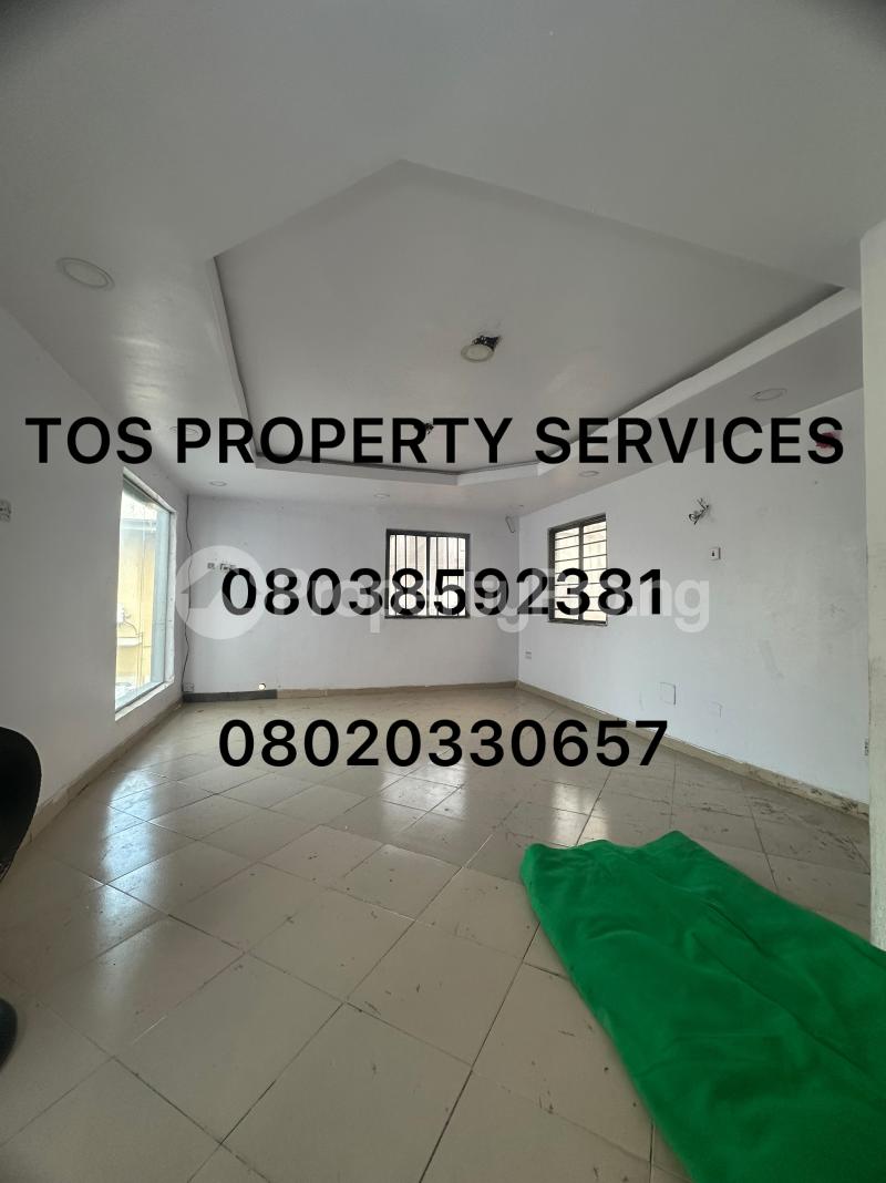 Commercial Property for rent Off Admiralty Lekki Phase 1 Lekki Lagos - 0