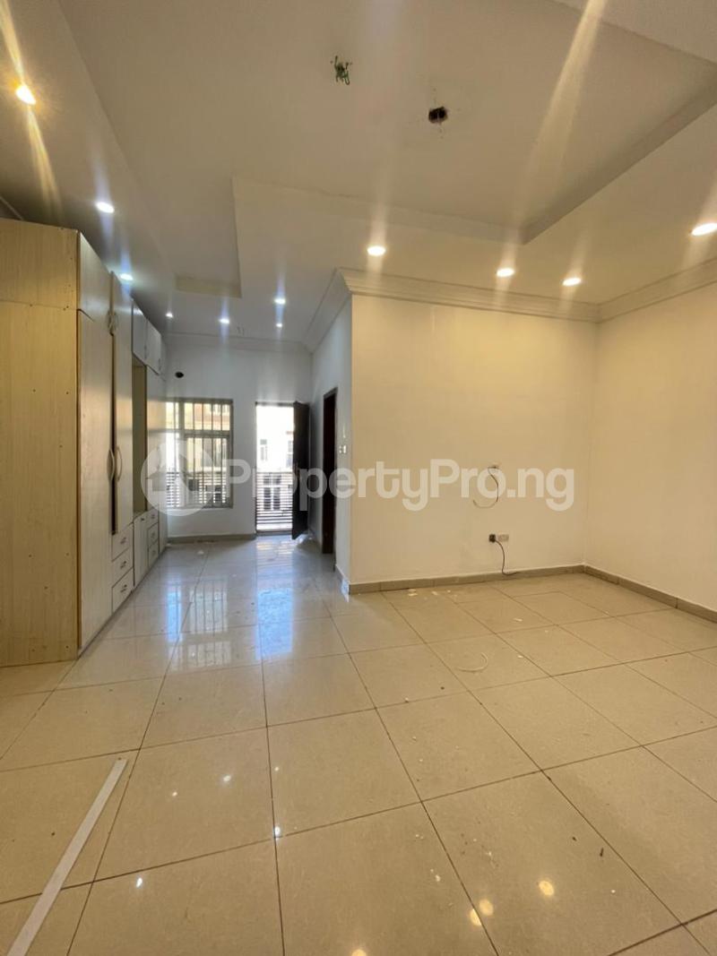 1 bedroom Flat / Apartment for rent Osapa london Lekki Lagos - 3