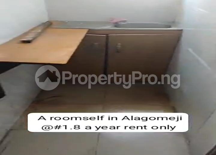 Flat / Apartment for rent Alagomeji Yaba Lagos