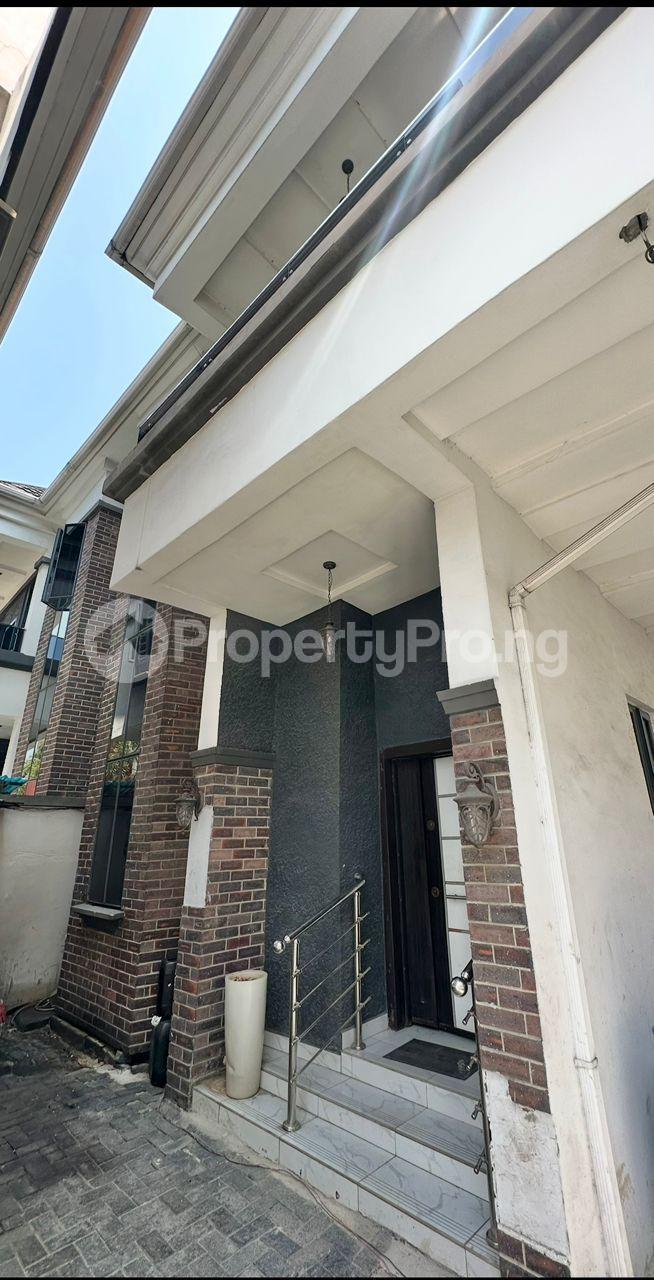 Flat / Apartment for rent Osapa london Lekki Lagos