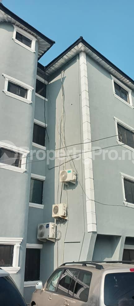 10 bedroom Flat / Apartment for sale Aguda Surulere Lagos