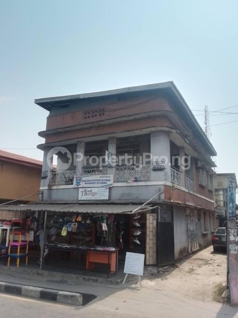 House for sale By Ekololu Bus Stop Surulere Lagos