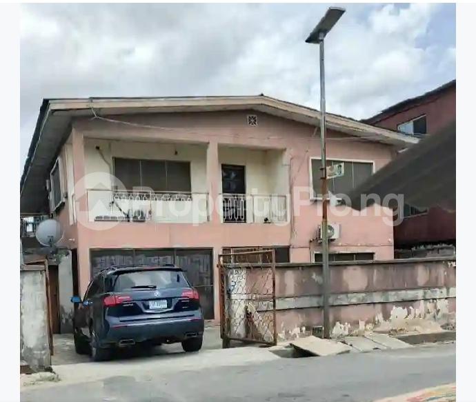 3 bedroom House for sale Aguda Surulere Lagos