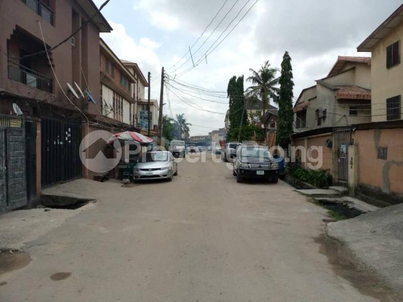 2 bedroom House for sale Itesiwaju Street Akoka Yaba Lagos