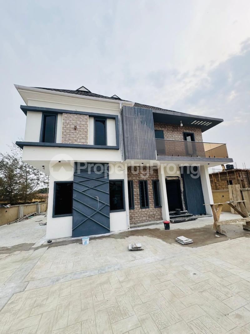 House for sale Academic, Iwo Road, Very Close To Bishop Philip School Iwo Rd Ibadan Oyo