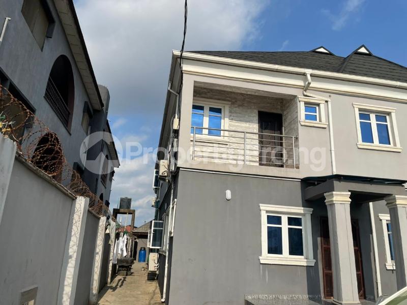 10 bedroom Flat / Apartment for sale Unity Estate Egbeda Alimosho Lagos