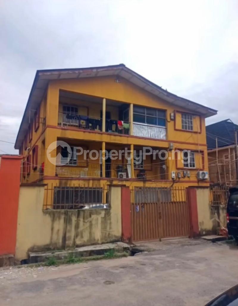 House for sale Obanikoro Shomolu Lagos - 0