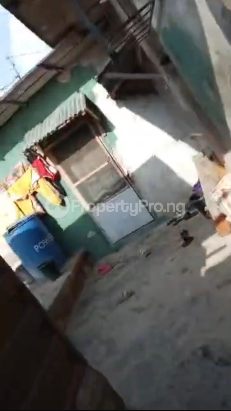 House for sale Iyana Oworo Oworonshoki Gbagada Lagos - 0