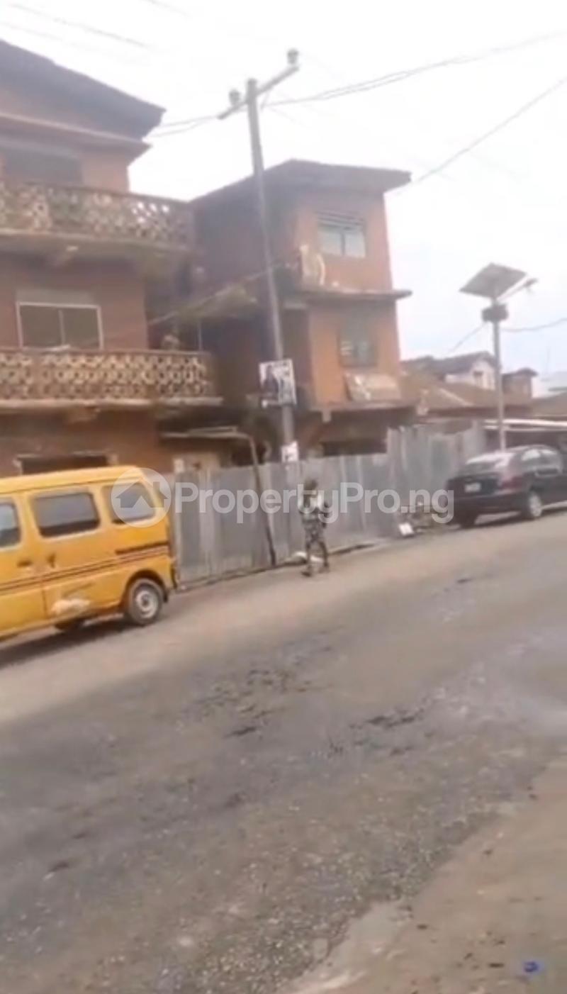 House for sale Onipanu Shomolu Lagos - 0