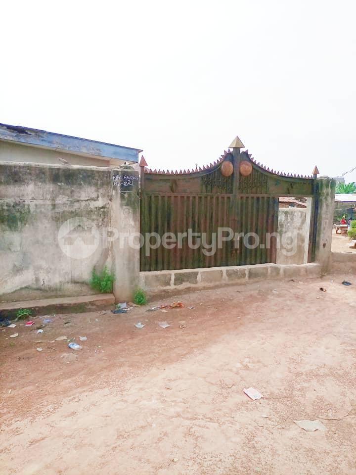 9 bedroom House for sale Military Zone, Ejigbo Orilowo Ejigbo Lagos