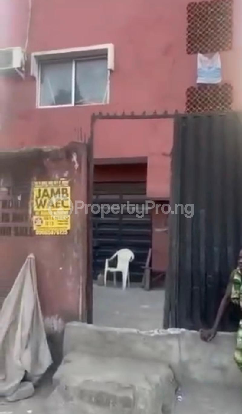 House for sale Idi Oro Mushin Lagos - 0