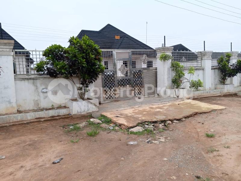 House for sale Power Line Road, Etionsa Community, Off Benin/sapele Rd Before Rubber Research Junction. Central Edo