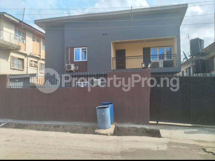 House for sale Community Road, Akoka Yaba Lagos