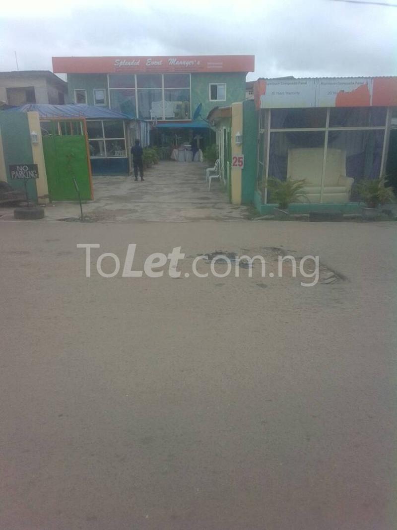 3 bedroom House for sale 25, Adetayo Osho Street. Fola Agoro Yaba Lagos - 0