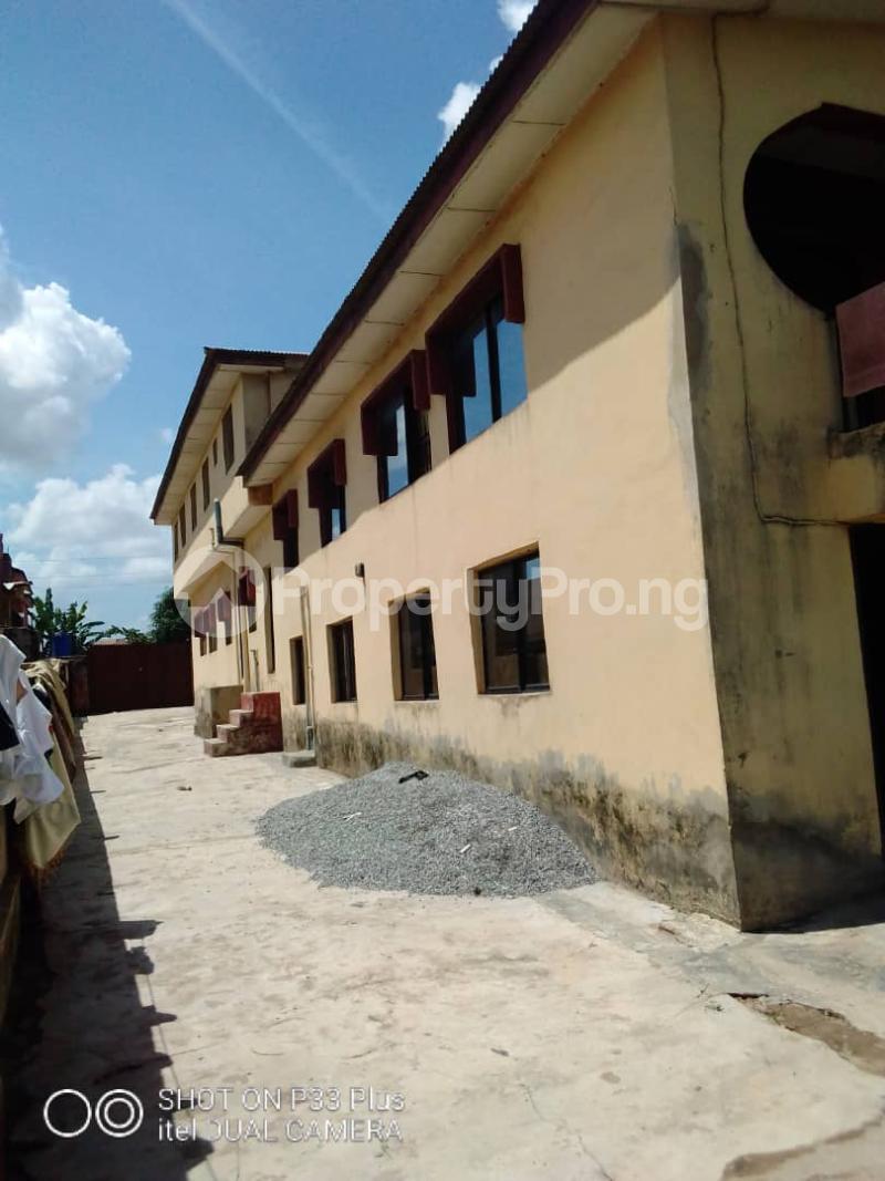 10 bedroom Flat / Apartment for sale Olunloyo , Agbede Agric Ikorodu Lagos