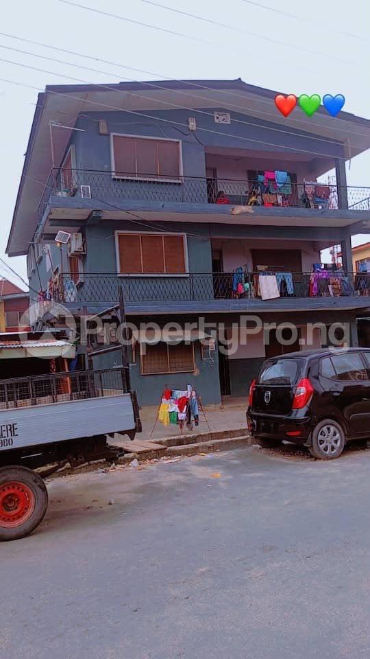 House for sale Off Pedro Road, Ladilak Bariga Lagos