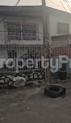 House for sale Adegoke Estate Off Olufemi, Surulere Lagos
