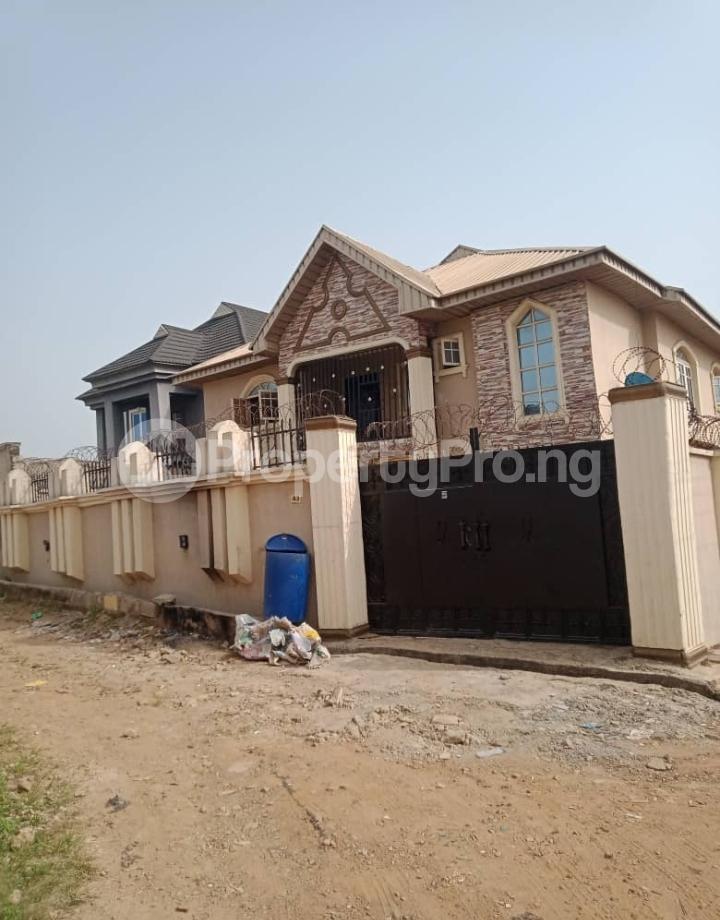 House for sale Ireakari Kuola Area Akala Express Ibadan Oyo - 0