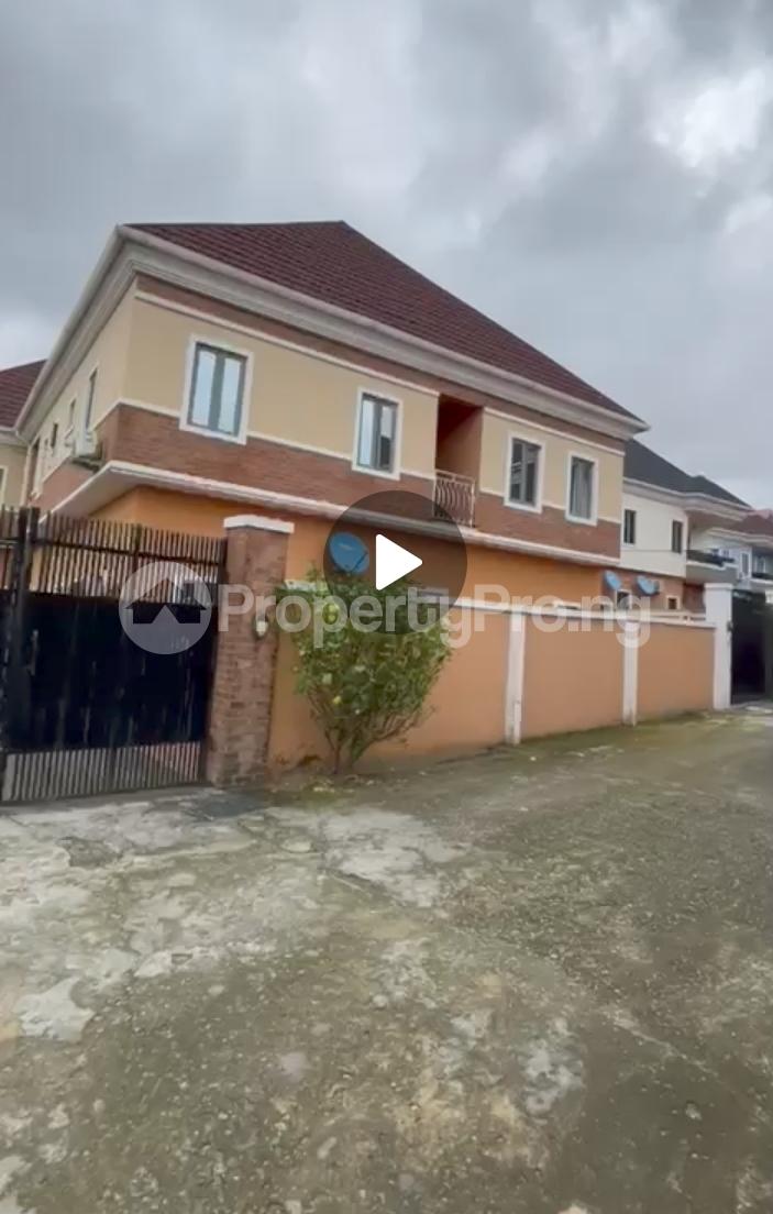 House for sale Omole phase 2 Ojodu Lagos