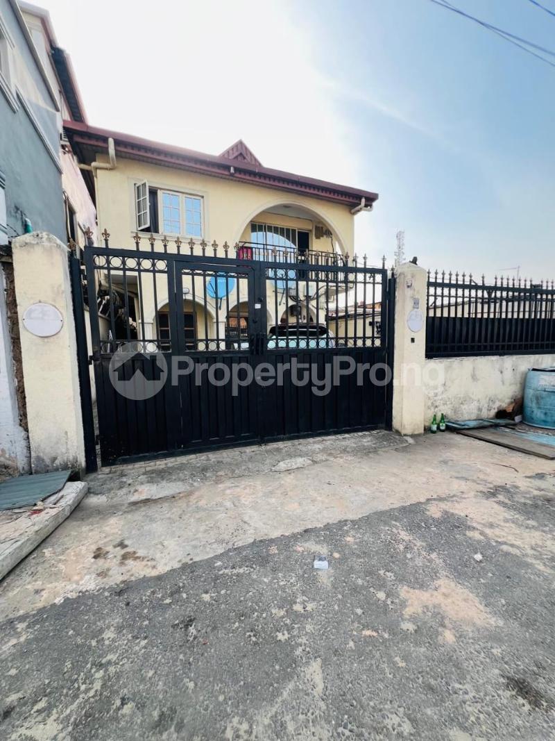 House for sale Diya Street Gbagada Lagos