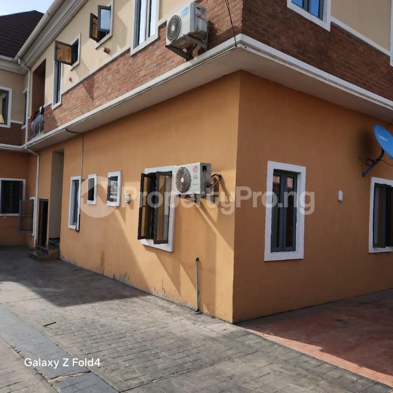 House for sale Omole phase 2 Ojodu Lagos