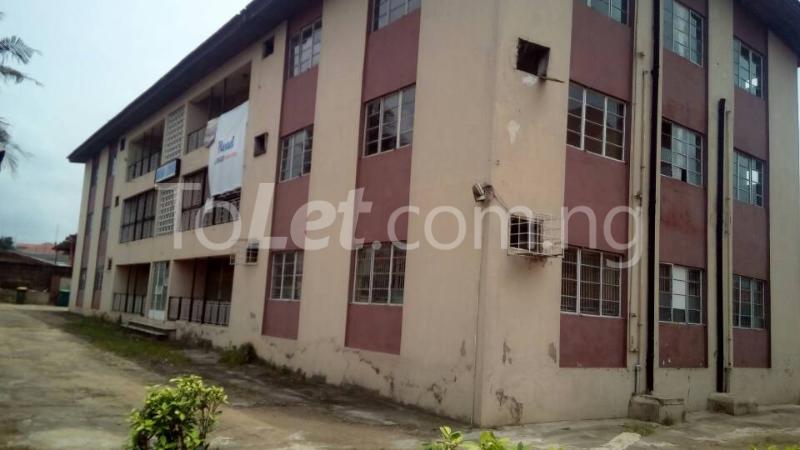 4 bedroom Flat / Apartment for rent Marials Lodge, 19 Ikorodu Road Mende Maryland Lagos