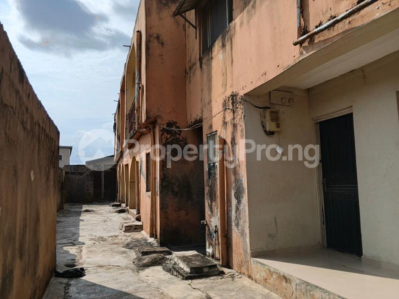 10 bedroom House for sale Ipaja Lagos