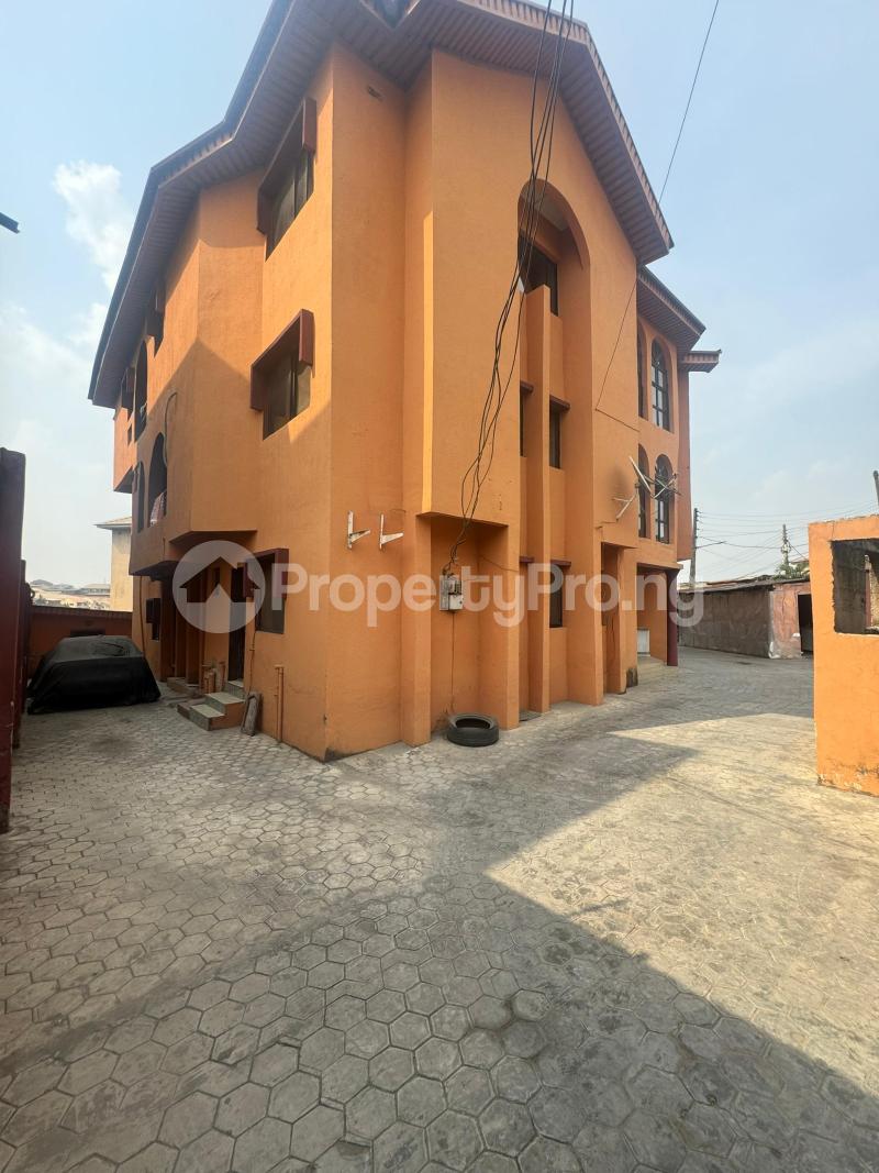 House for sale River valley estate Ojodu Lagos - 0