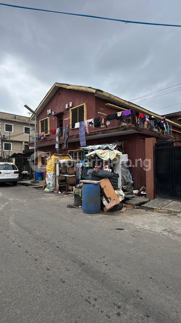 House for sale Randle Avenue Surulere Lagos - 0