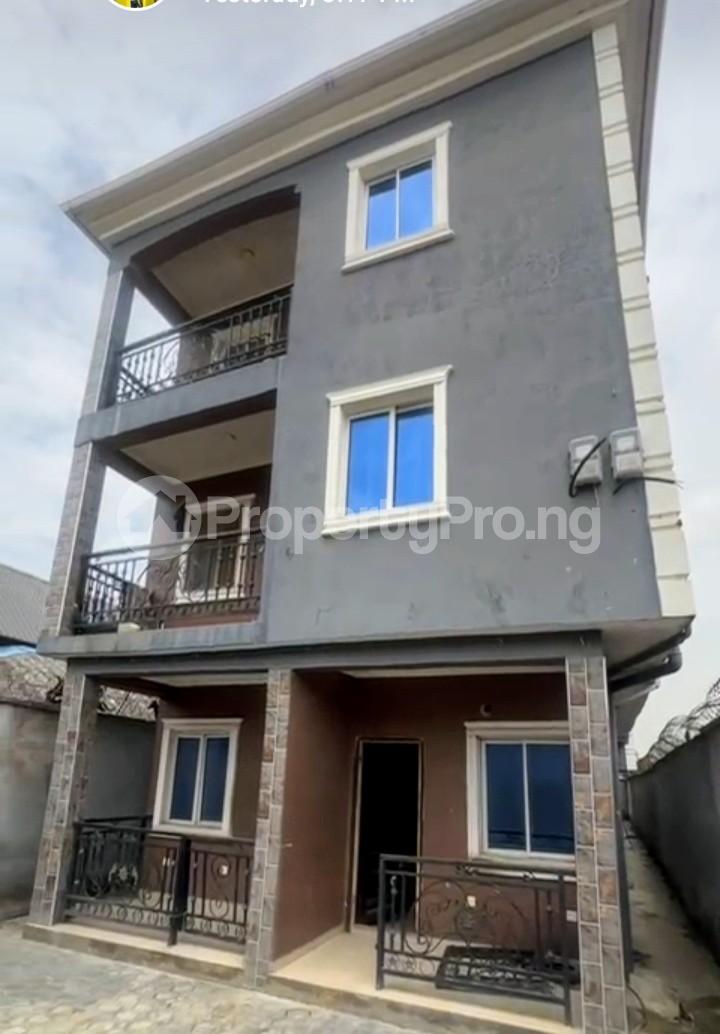 House for sale Mafoluku Oshodi Lagos
