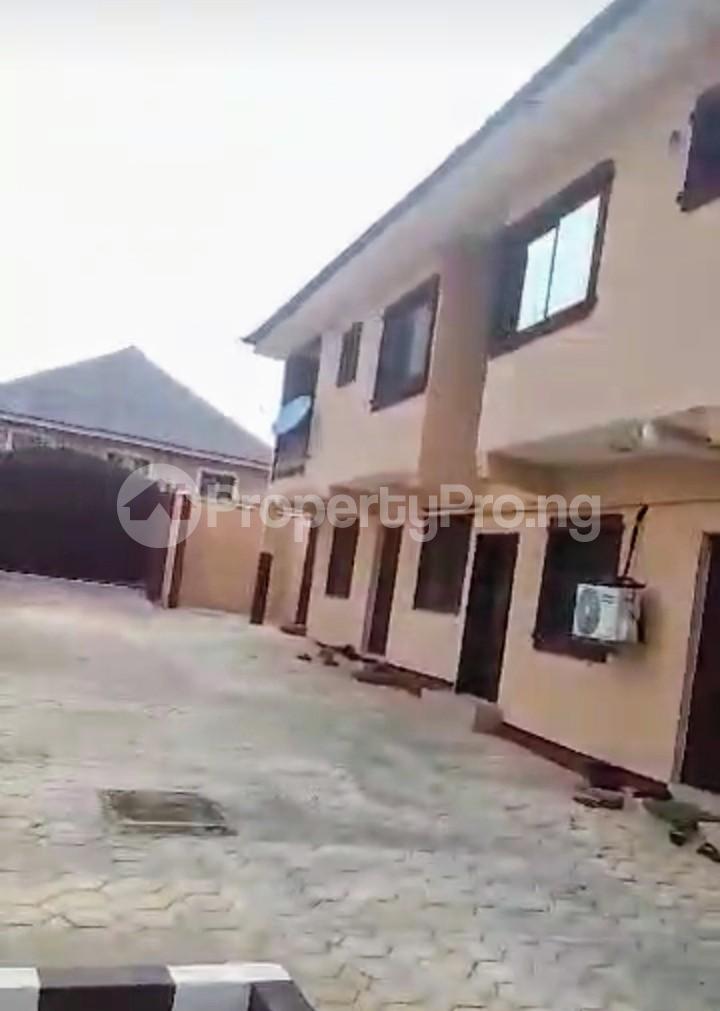 House for sale Sagamu Road,behind Grocery Store Ikorodu Ikorodu Lagos