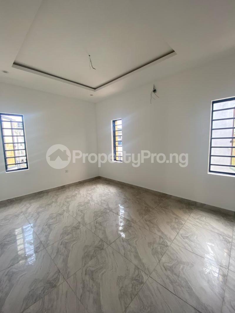 Flat / Apartment for sale Ologolo Lekki Lagos